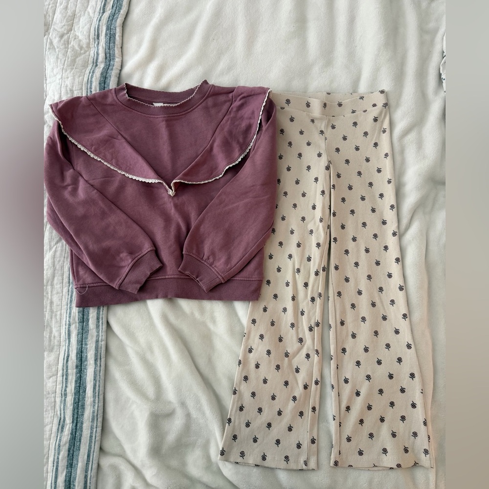 H&M Mauve Sweatshirt & Floral Cream Bell Bottom Leggings
